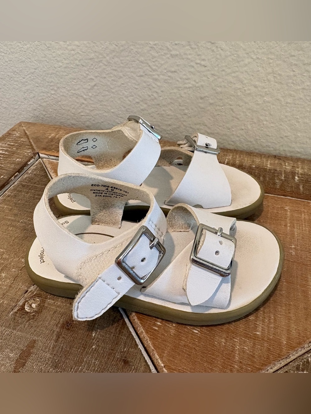 Footmates Baby Toddler Boy Girl White Kids Leather Sandals Size 4 - Picture 2 of 4